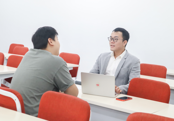 Hoạt động với sứ mệnh